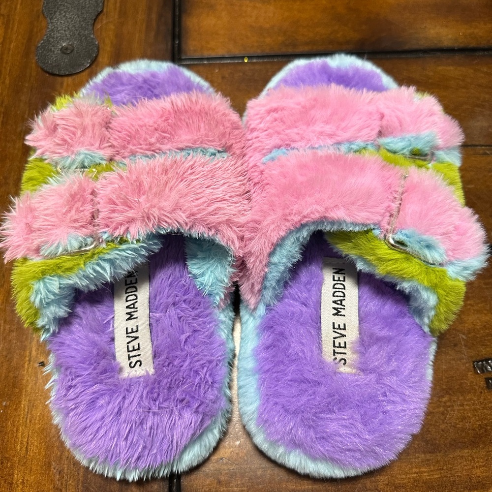 Steve Madden Girls Slippers XS